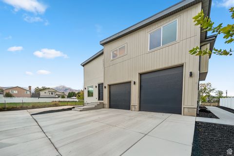 Tiny photo for 830 E GRAND CAYMAN DR, Millcreek, UT 84107 (MLS # 2118073)