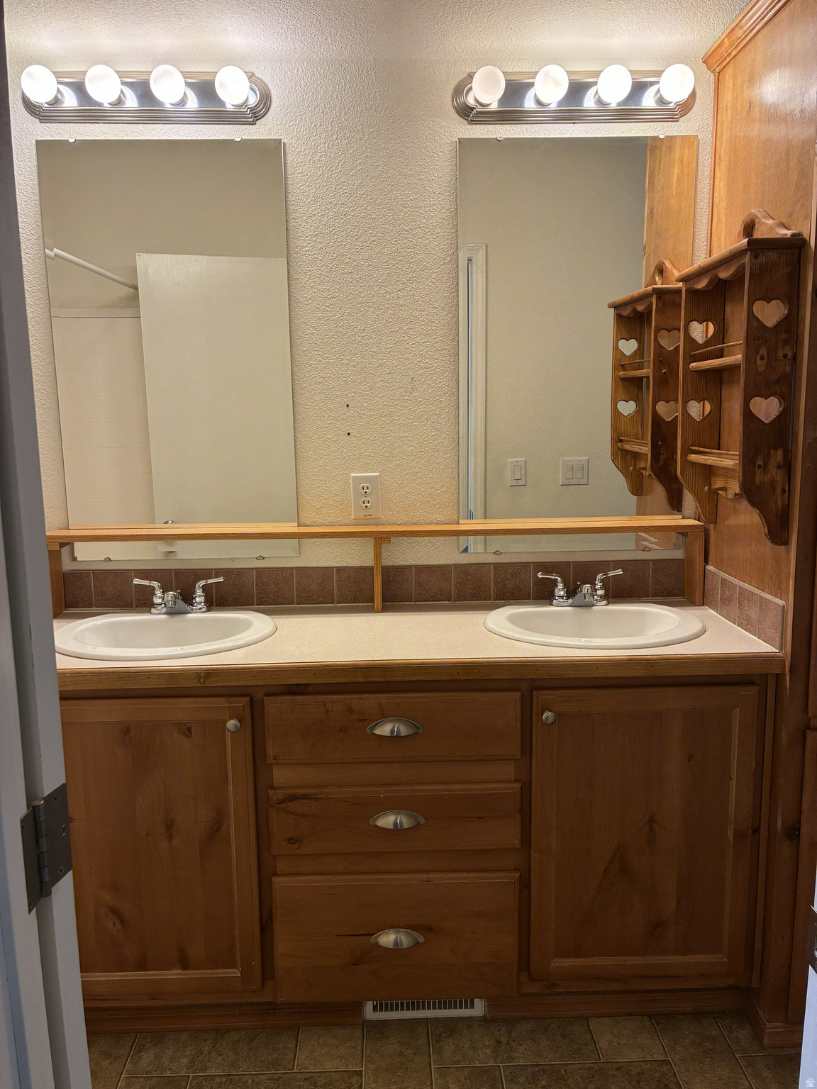 LAVA BLUFF MOBILE HOME PARK AMD - Residential