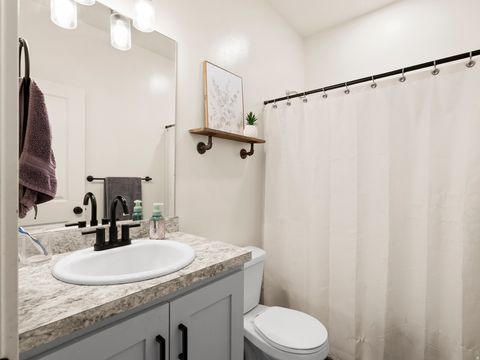 Tiny photo for 812 N SPRING LN, Spanish Fork, UT 84660 (MLS # 2127764)