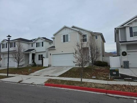 Photo of 349 S 850 E, American Fork, UT 84003 (MLS # 2143561)