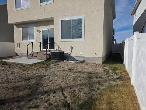 Tiny photo for 349 S 850 E, American Fork, UT 84003 (MLS # 2143561)