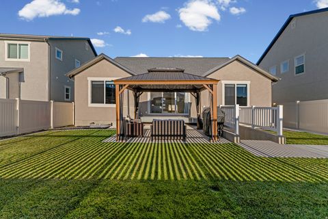 Tiny photo for 587 N BENNEDICT DR, Saratoga Springs, UT 84045 (MLS # 2121232)