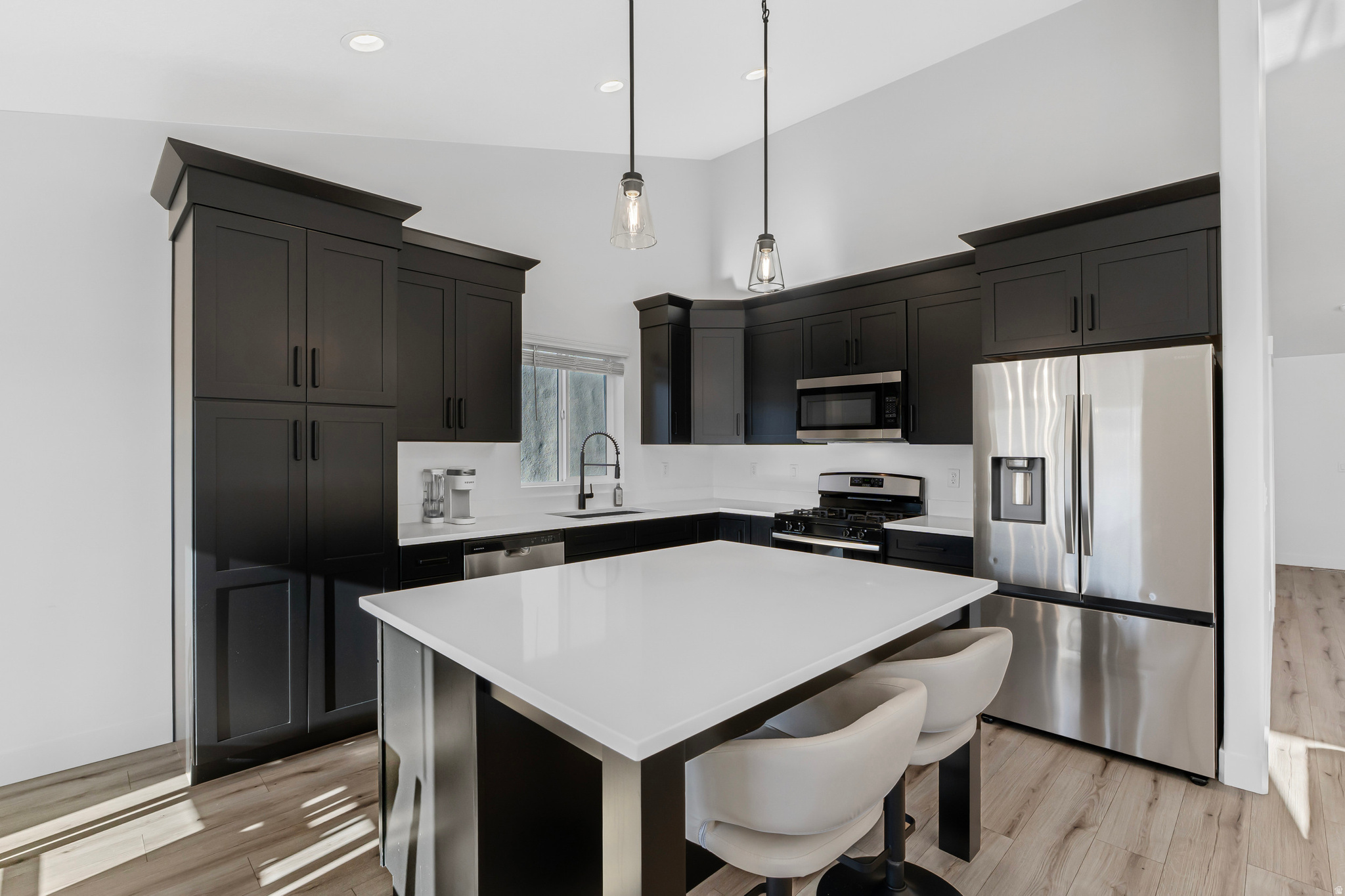 HIGH RIDGE - Residential