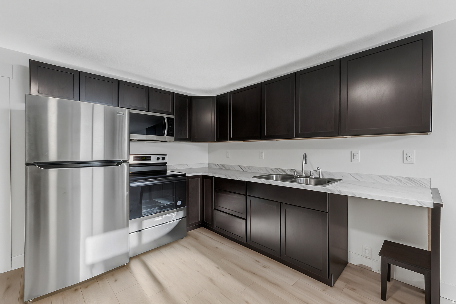 HIGH RIDGE - Residential