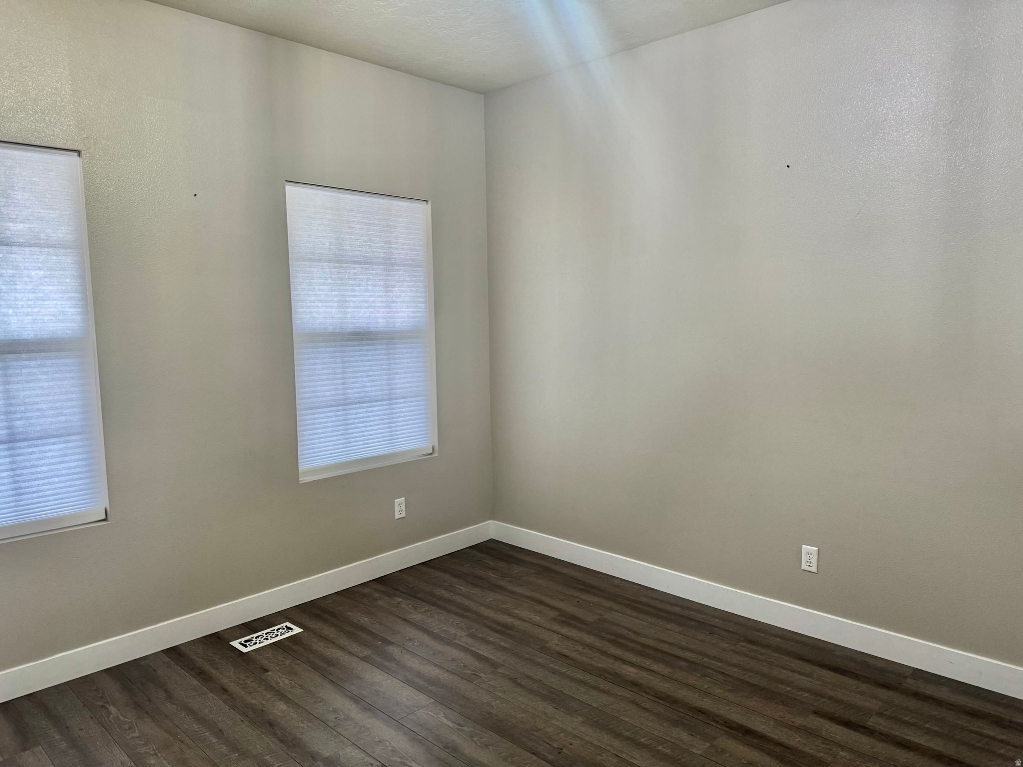 LANDING AT EAGLE MOUNTAIN - Residential