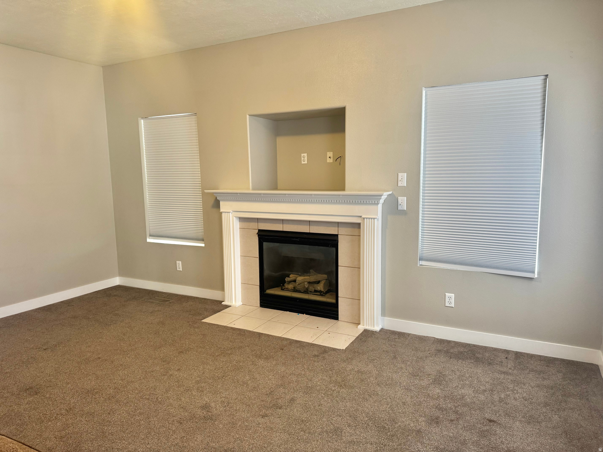 LANDING AT EAGLE MOUNTAIN - Residential