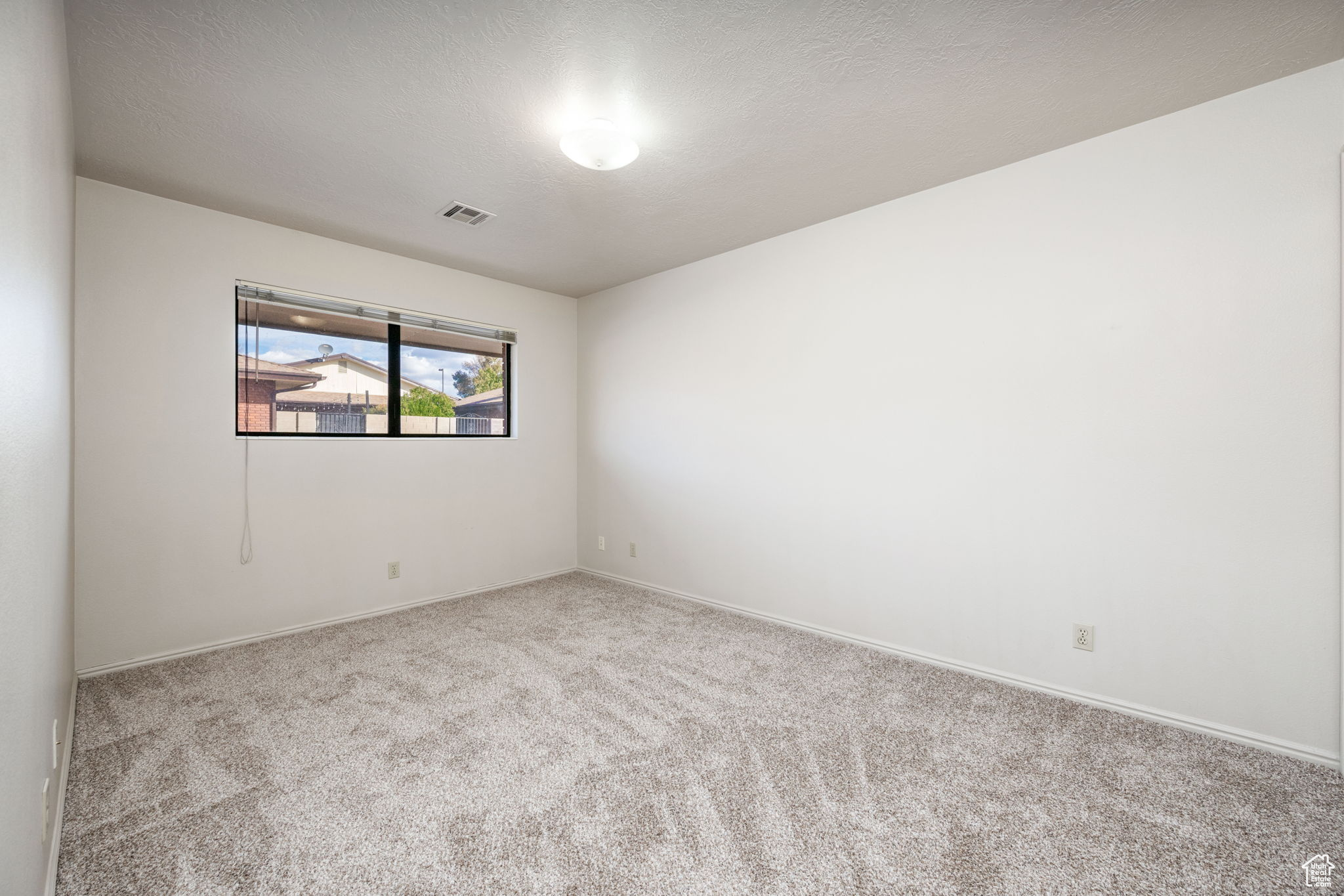 St. George, Utah 84770, United States, 2 Bedrooms Bedrooms, ,2 BathroomsBathrooms,Residential,Active,233213