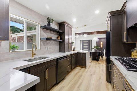 Tiny photo for 2809 E 4510 S, Holladay, UT 84117 (MLS # 2124725)