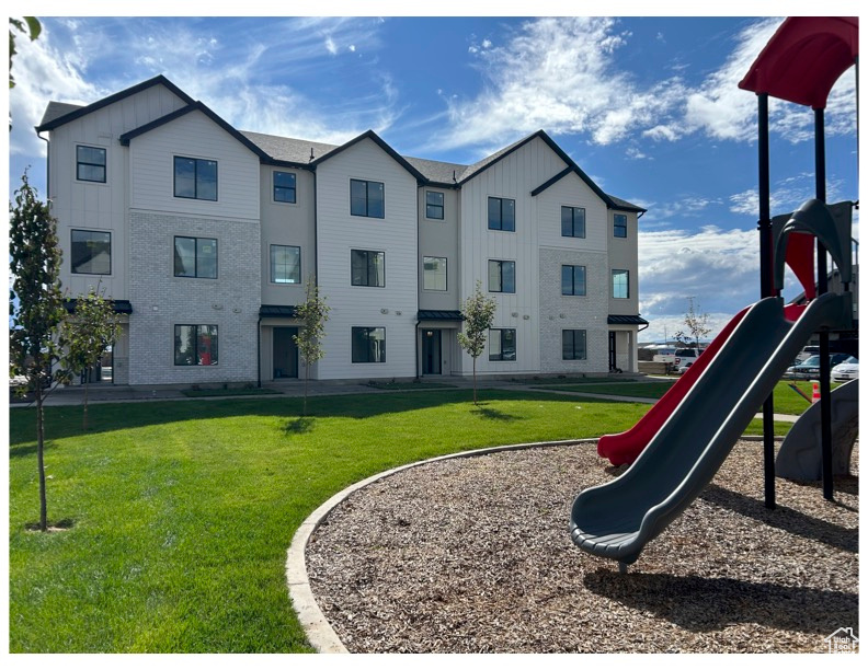 HAVEN OAKS - Residential