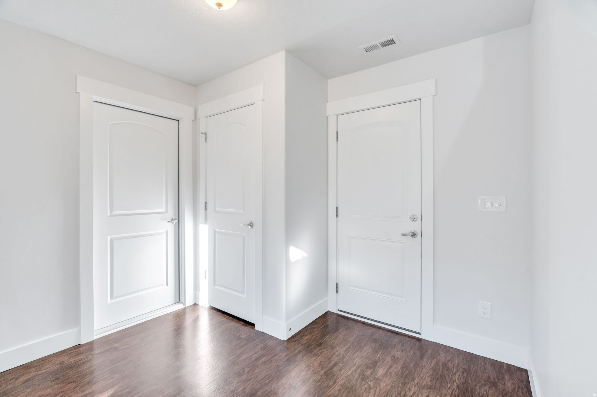 ELGIN PLACE - Residential