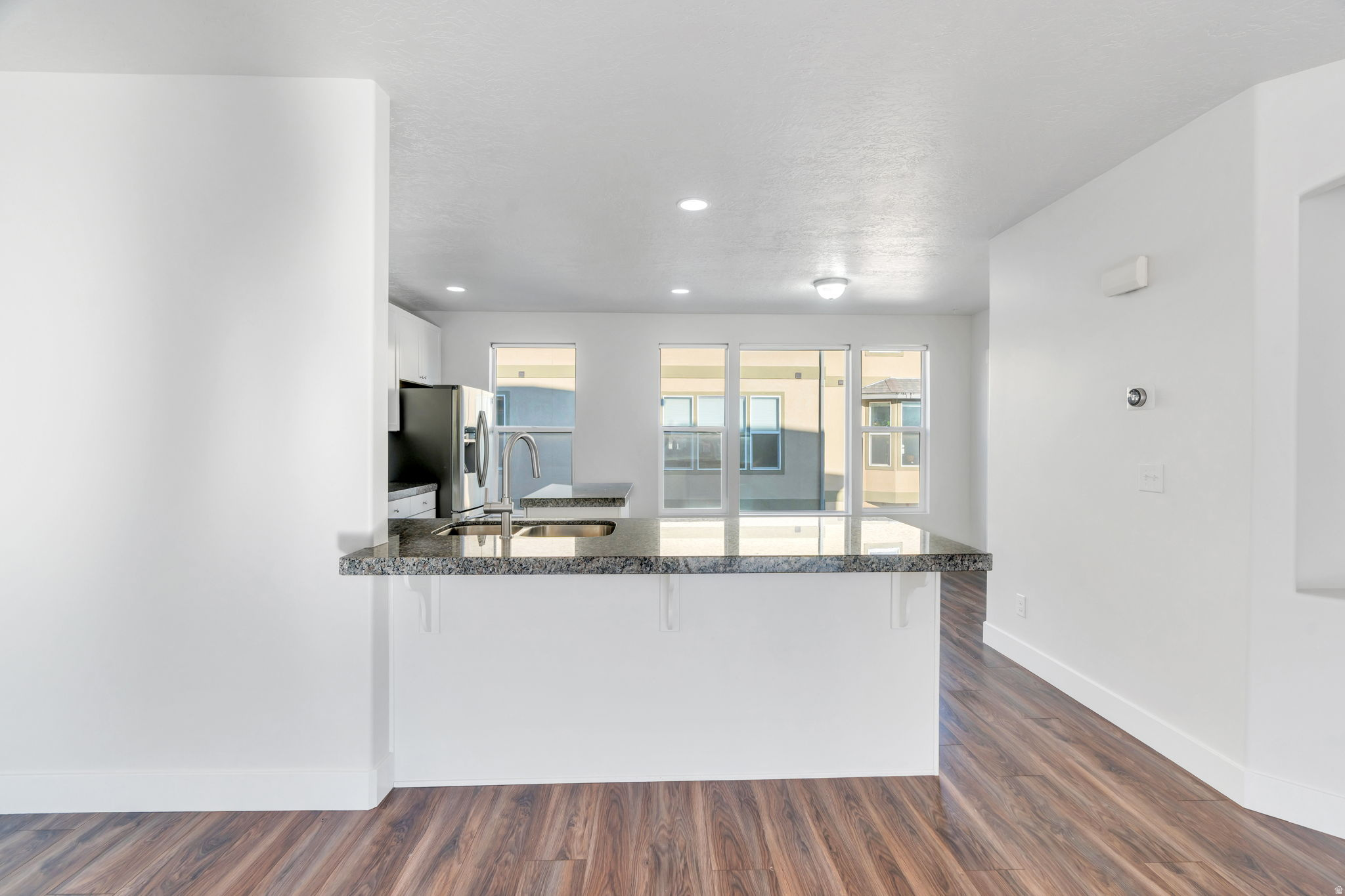 ELGIN PLACE - Residential