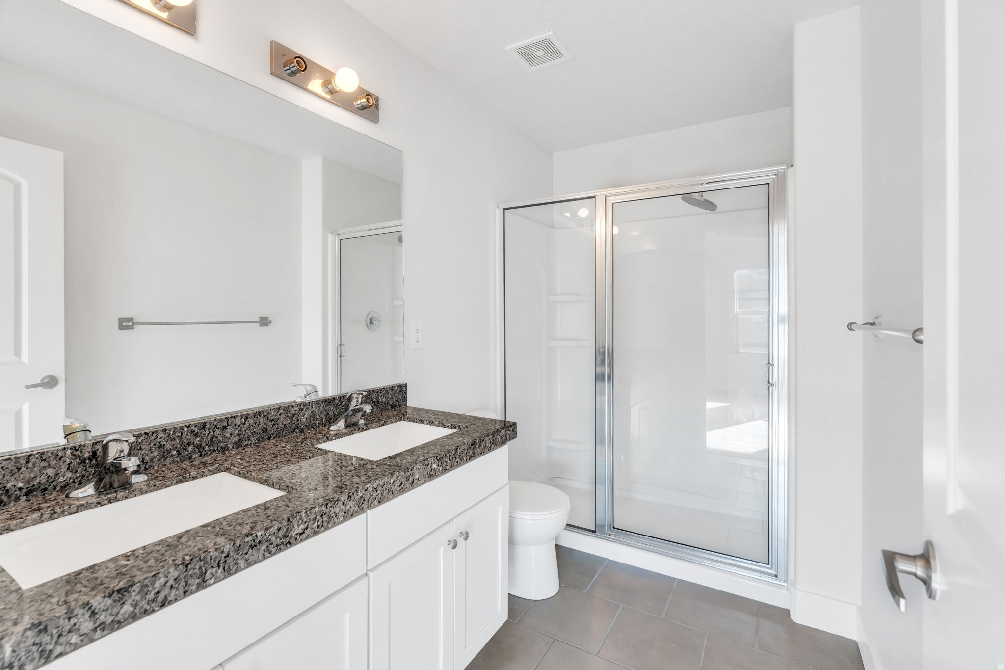 ELGIN PLACE - Residential