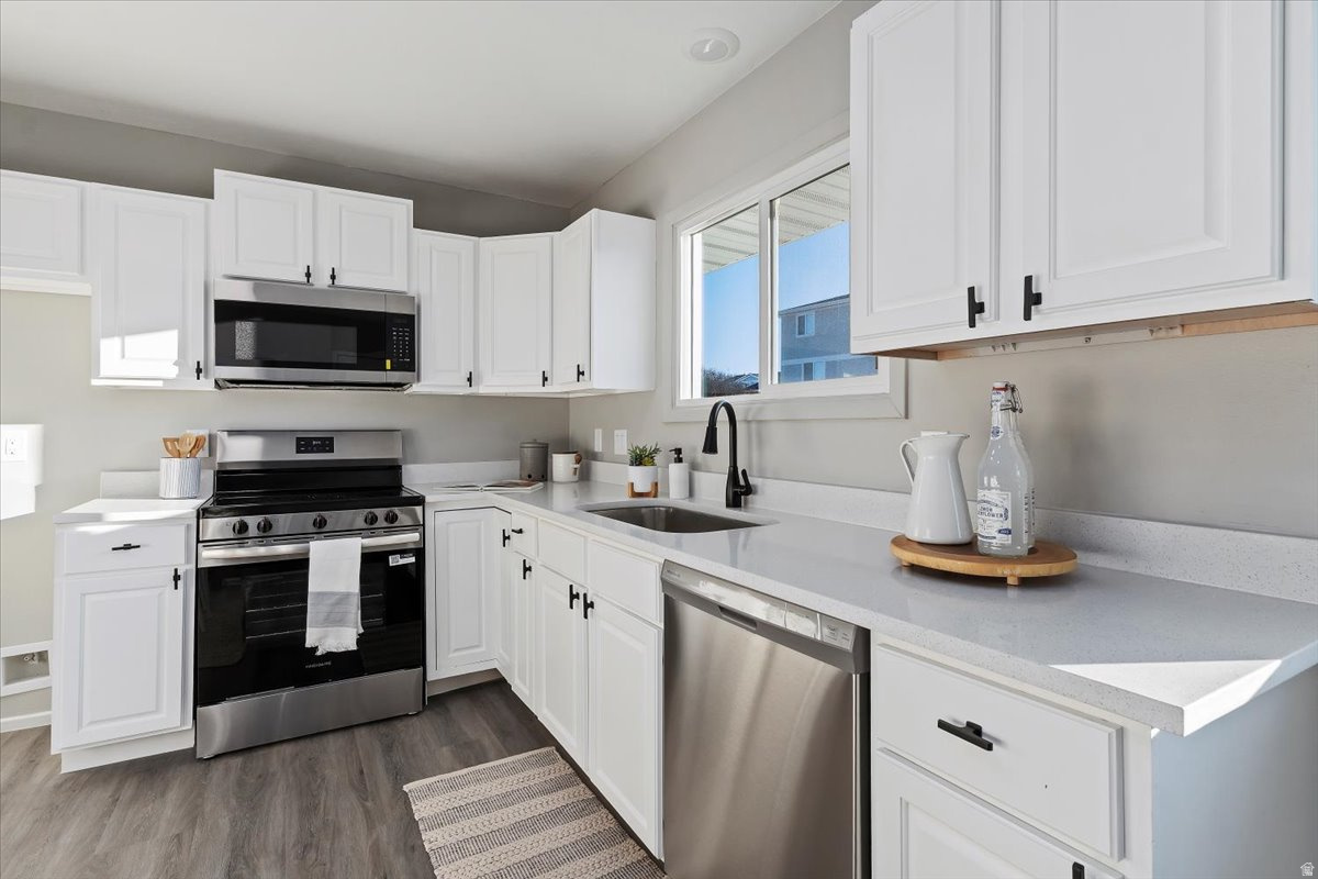 BONNEVILLE ACRES PLAT B - Residential