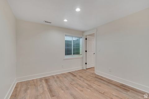 Tiny photo for 812 S SARATOGA DR, Saratoga Springs, UT 84045 (MLS # 2110837)