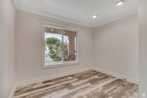 Tiny photo for 812 S SARATOGA DR, Saratoga Springs, UT 84045 (MLS # 2110837)