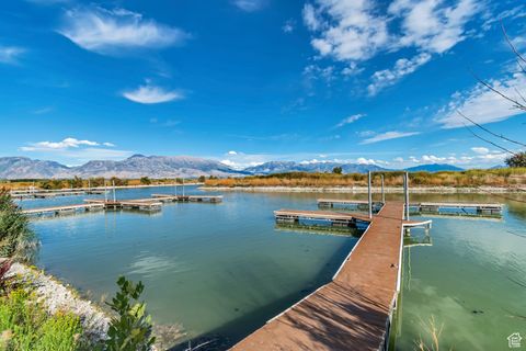 Tiny photo for 812 S SARATOGA DR, Saratoga Springs, UT 84045 (MLS # 2110837)