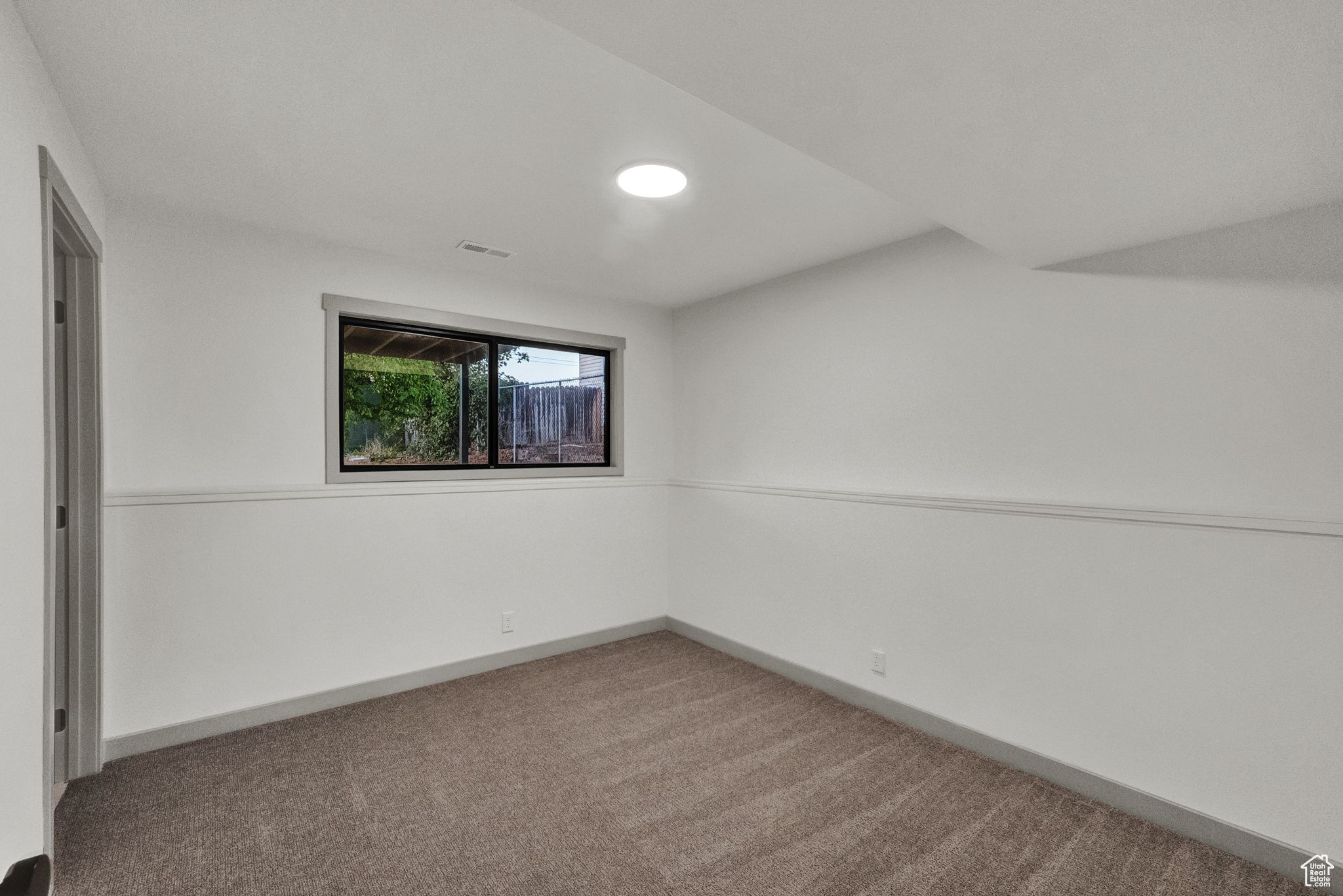 OAKWOOD ESTS 03 - Residential