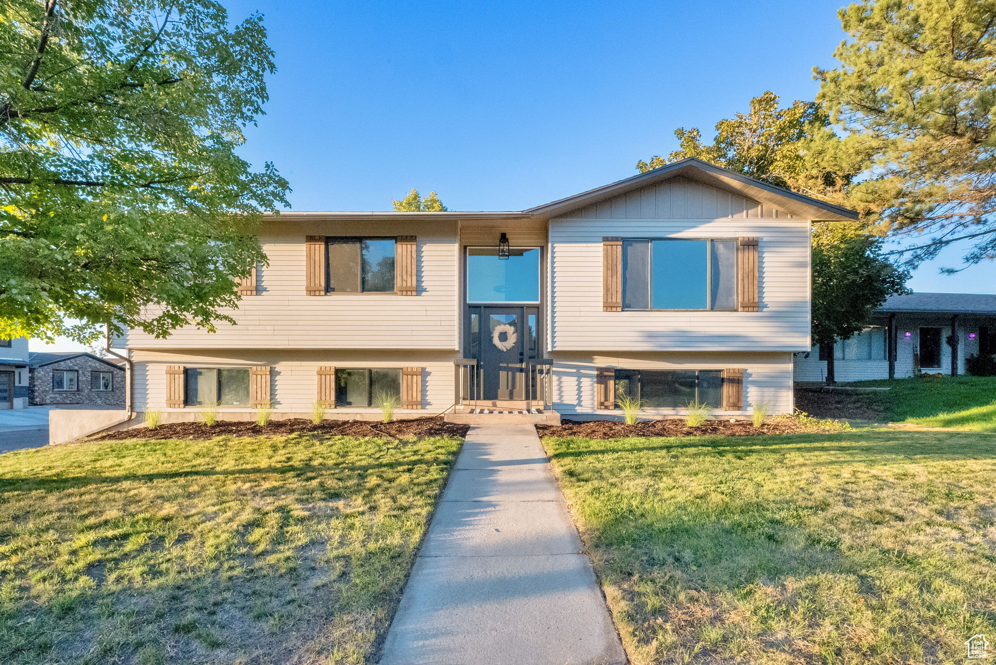 OAKWOOD ESTS 03 - Residential