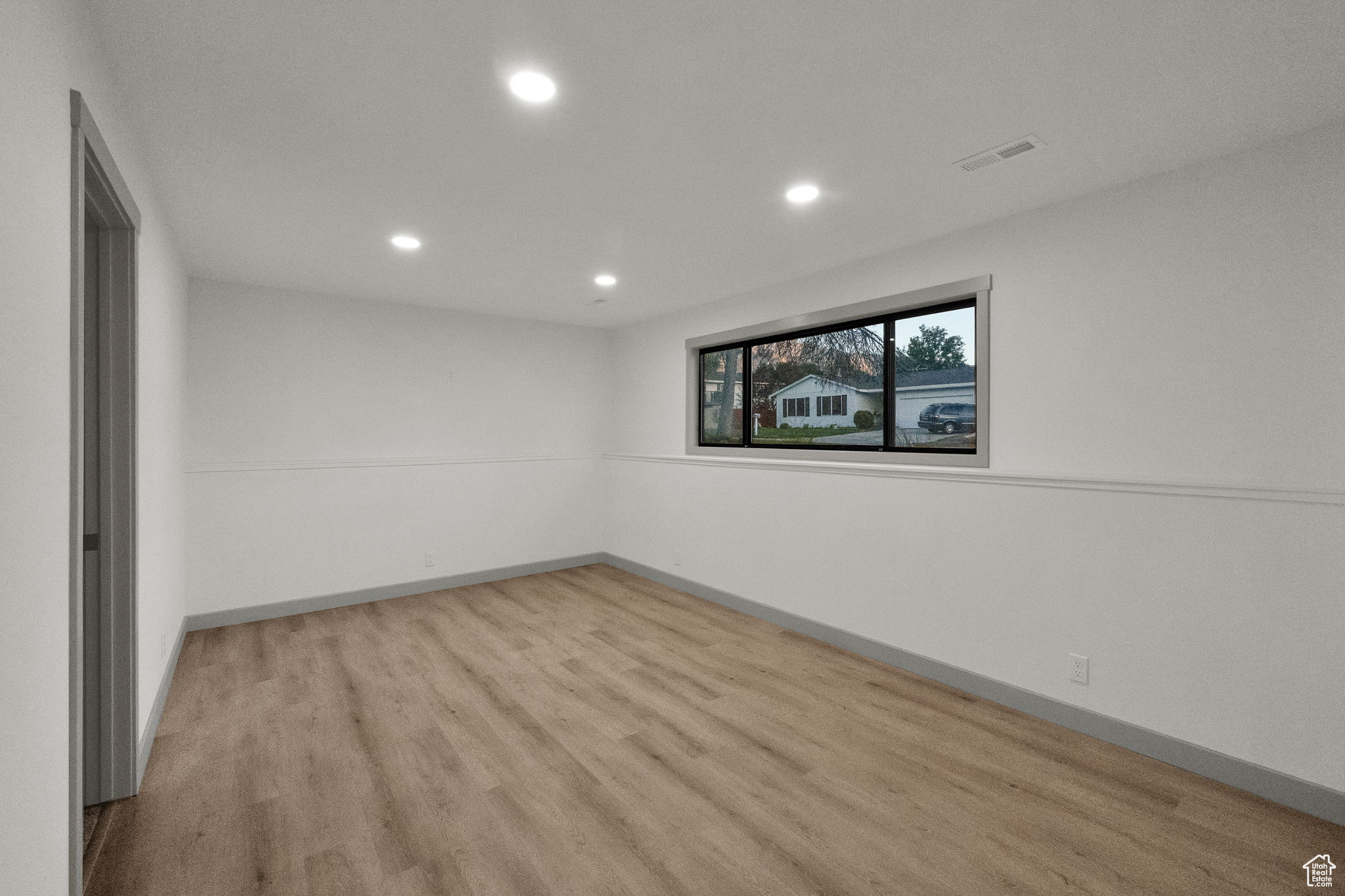 OAKWOOD ESTS 03 - Residential
