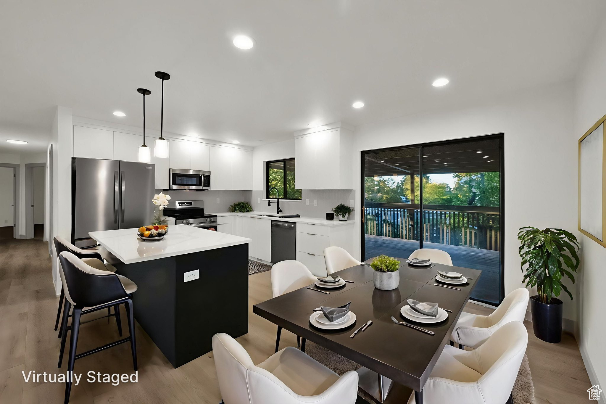 OAKWOOD ESTS 03 - Residential