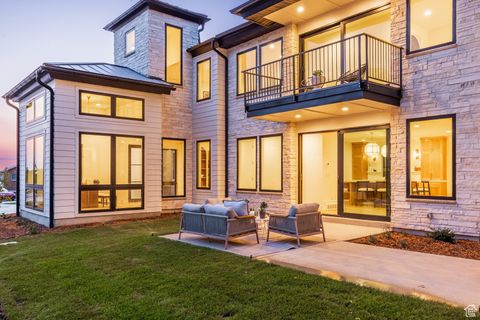 Tiny photo for 3685 S CRAIG CIR E, Salt Lake City, UT 84109 (MLS # 2086514)