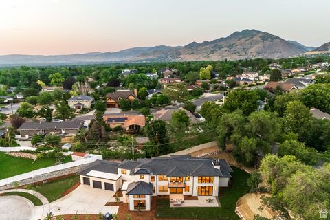Tiny photo for 3685 S CRAIG CIR E, Salt Lake City, UT 84109 (MLS # 2086514)