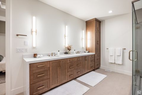 Tiny photo for 3685 S CRAIG CIR E, Salt Lake City, UT 84109 (MLS # 2086514)