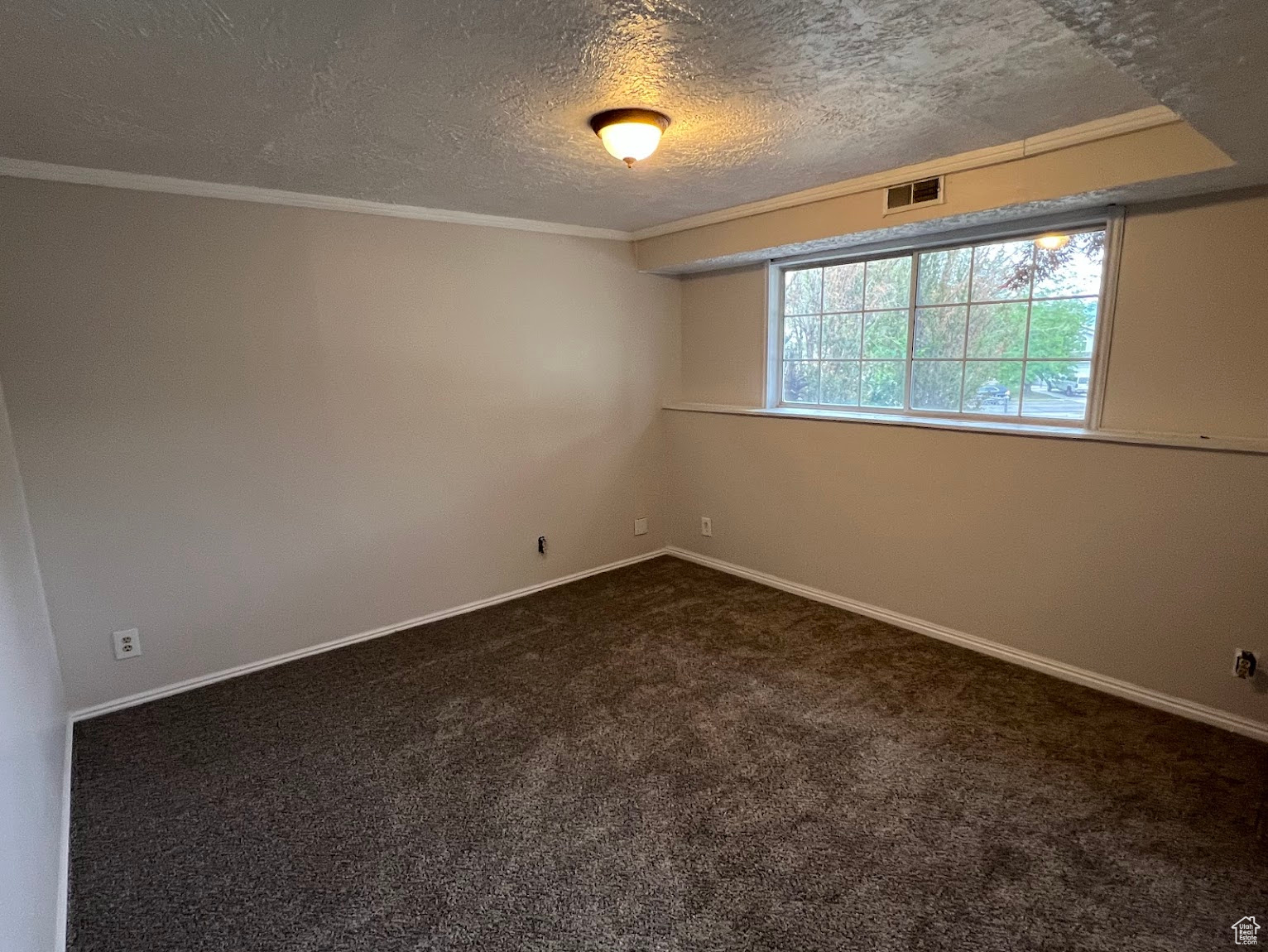 5950 S Sunset Vista Dr, Kearns, Utah image 15