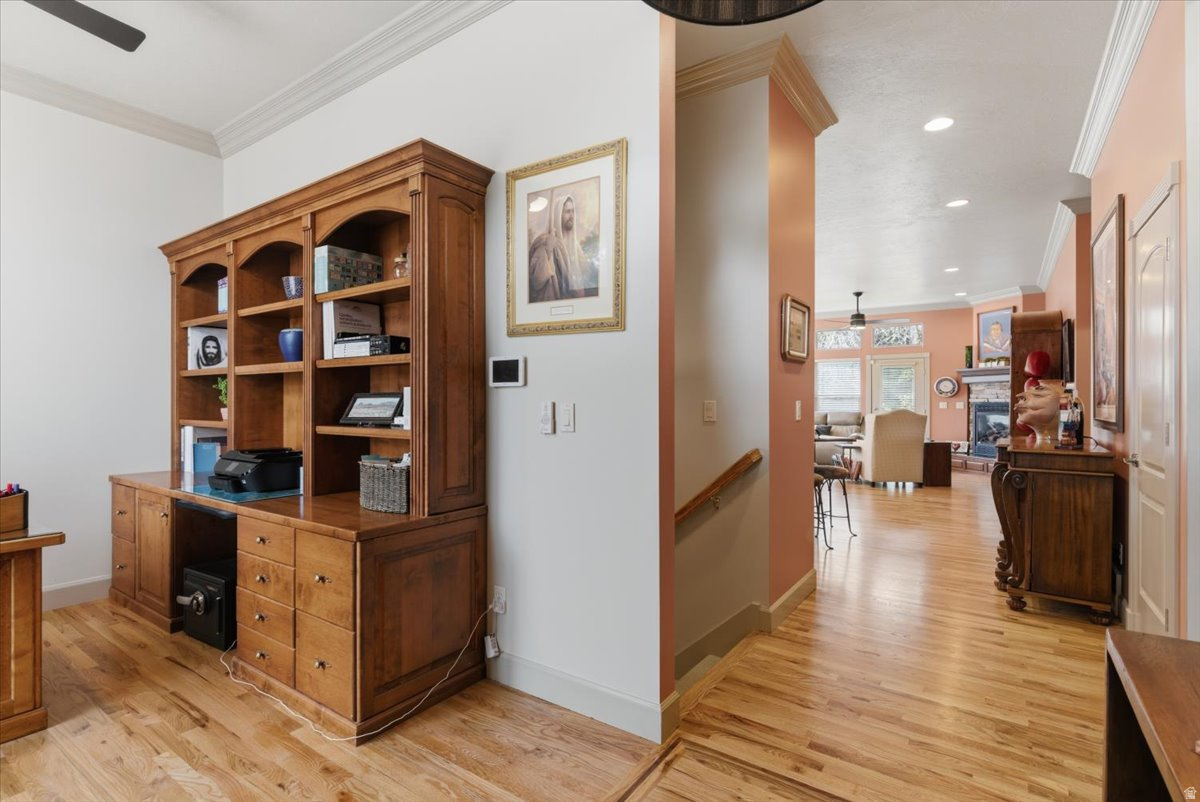 COUNTRY OAKS - Residential
