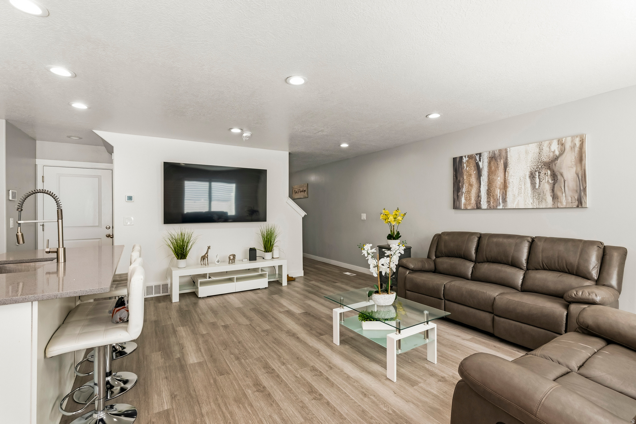 SOUTH HILLS - Residential