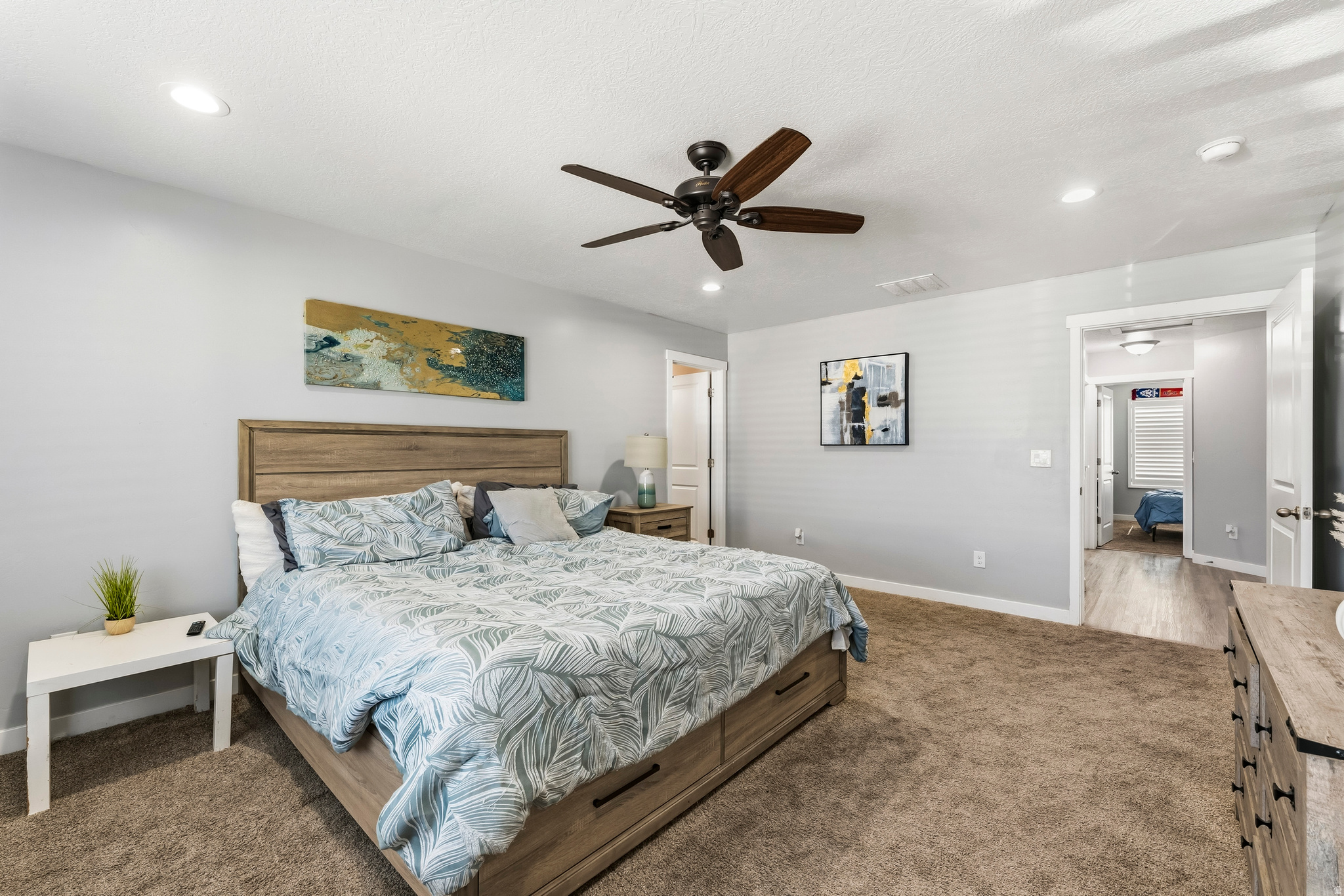 SOUTH HILLS - Residential