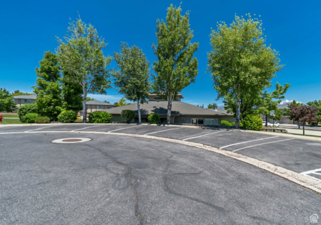 ASPEN SPRINGS - Residential