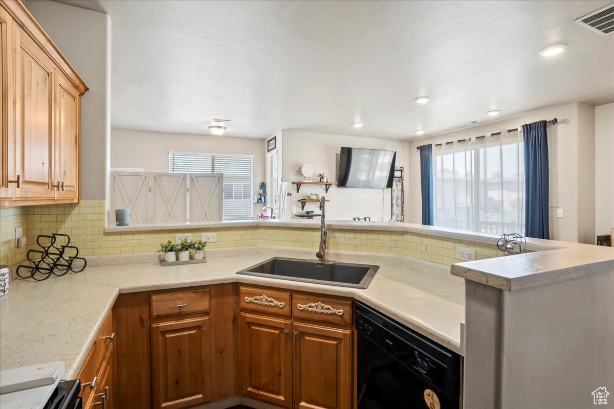 ASPEN SPRINGS - Residential