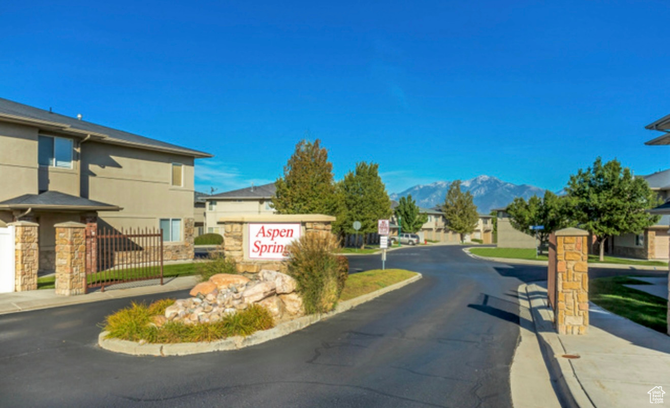 ASPEN SPRINGS - Residential