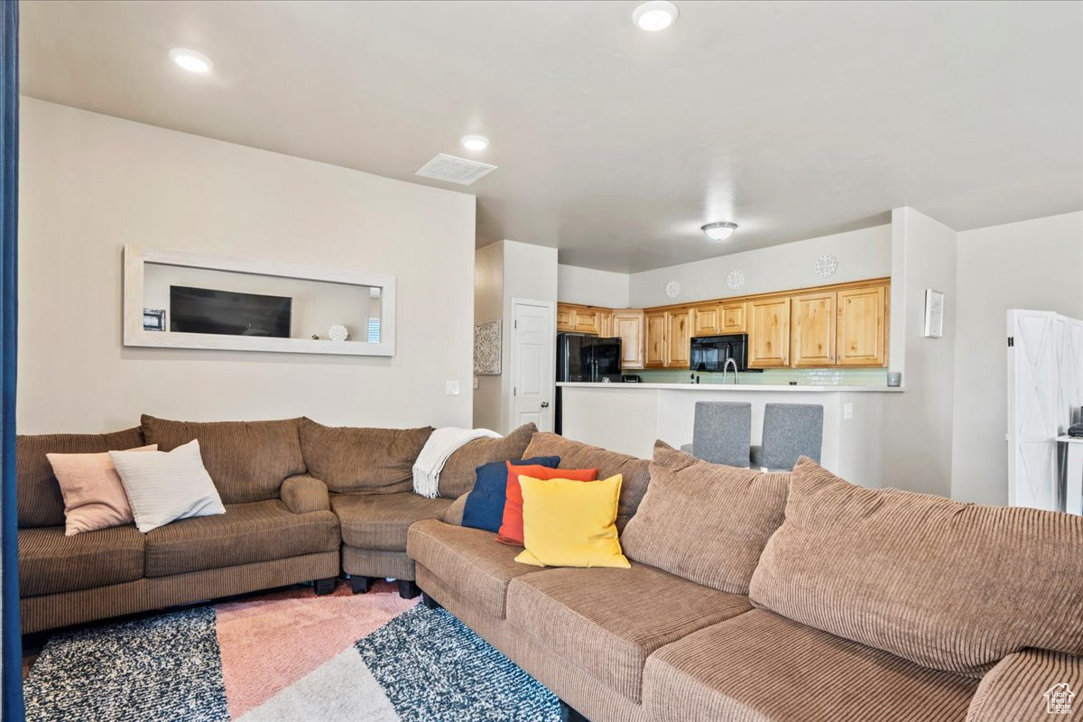 ASPEN SPRINGS - Residential
