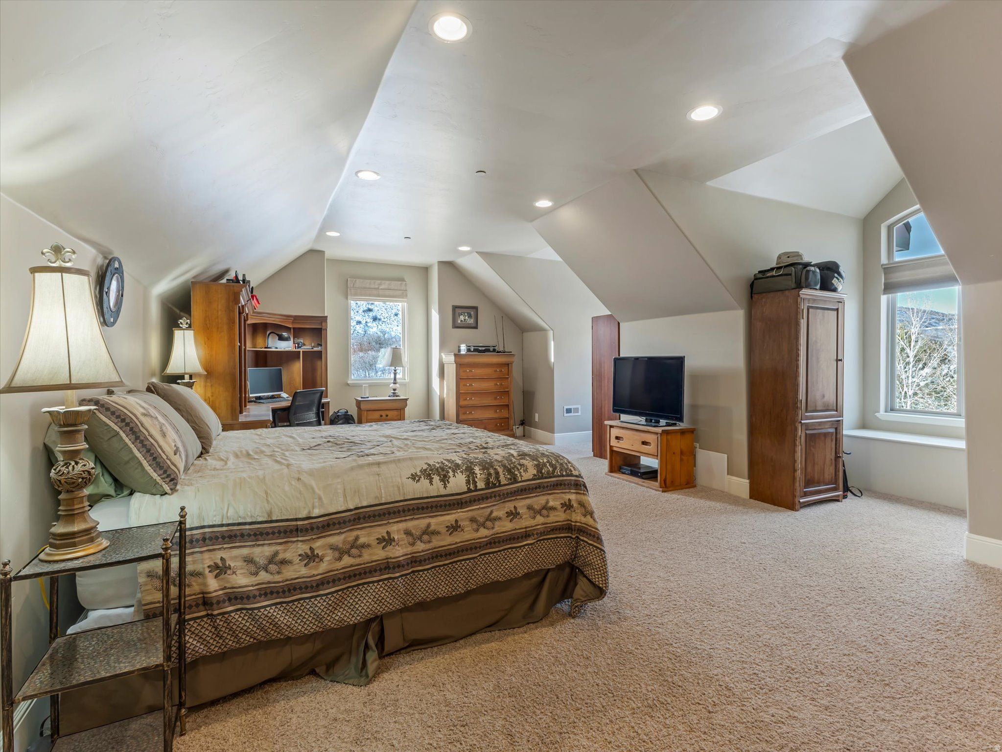 EAGLE CREST NO 3 AT SUNCREST - Residential