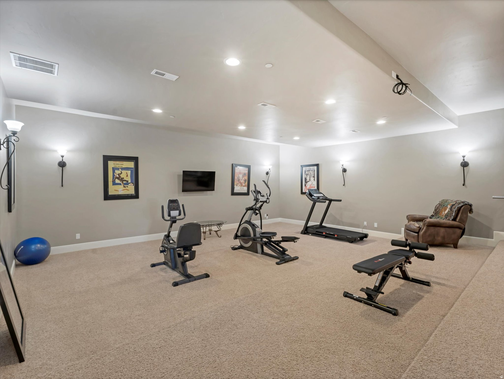 EAGLE CREST NO 3 AT SUNCREST - Residential