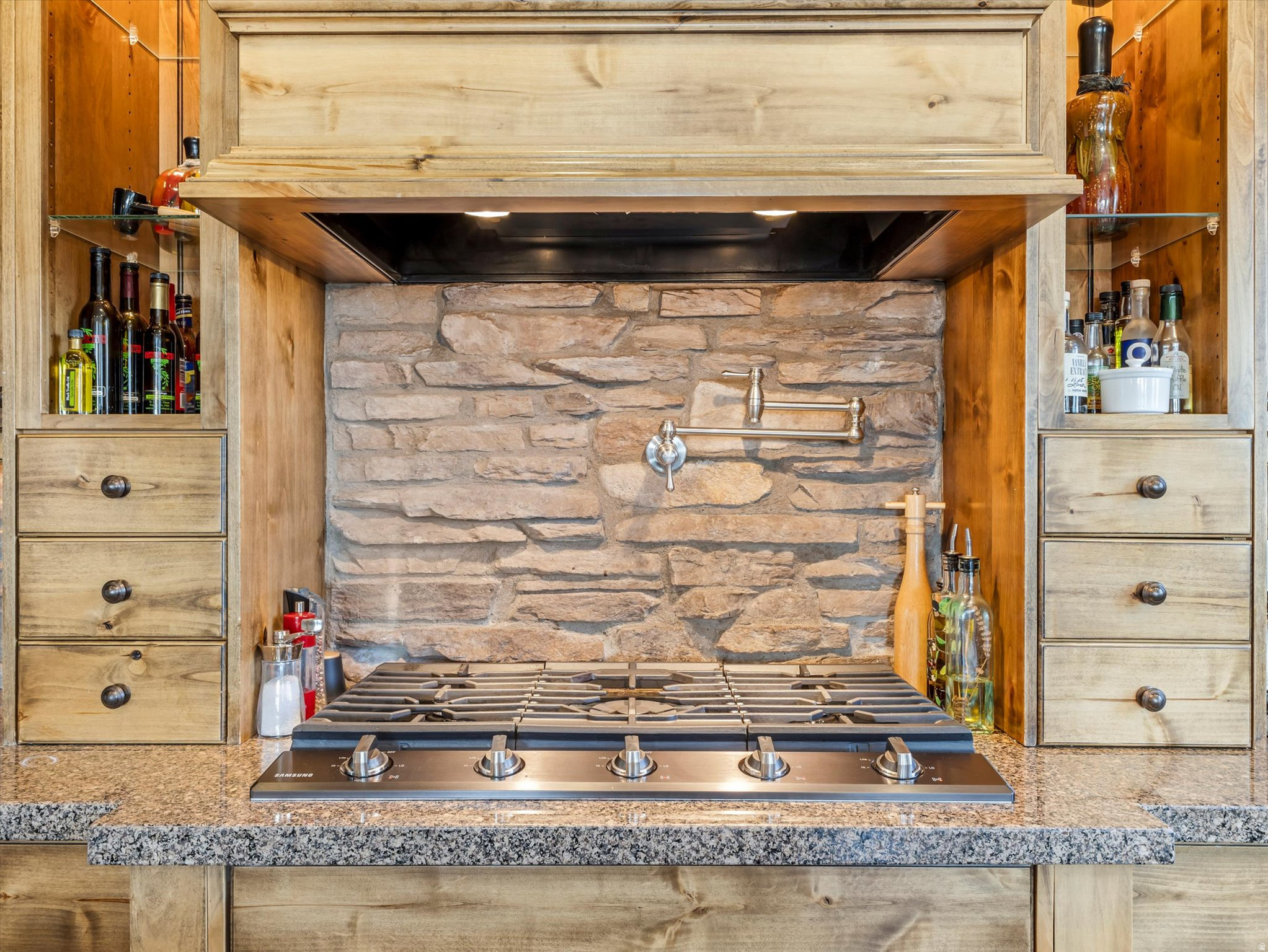 EAGLE CREST NO 3 AT SUNCREST - Residential