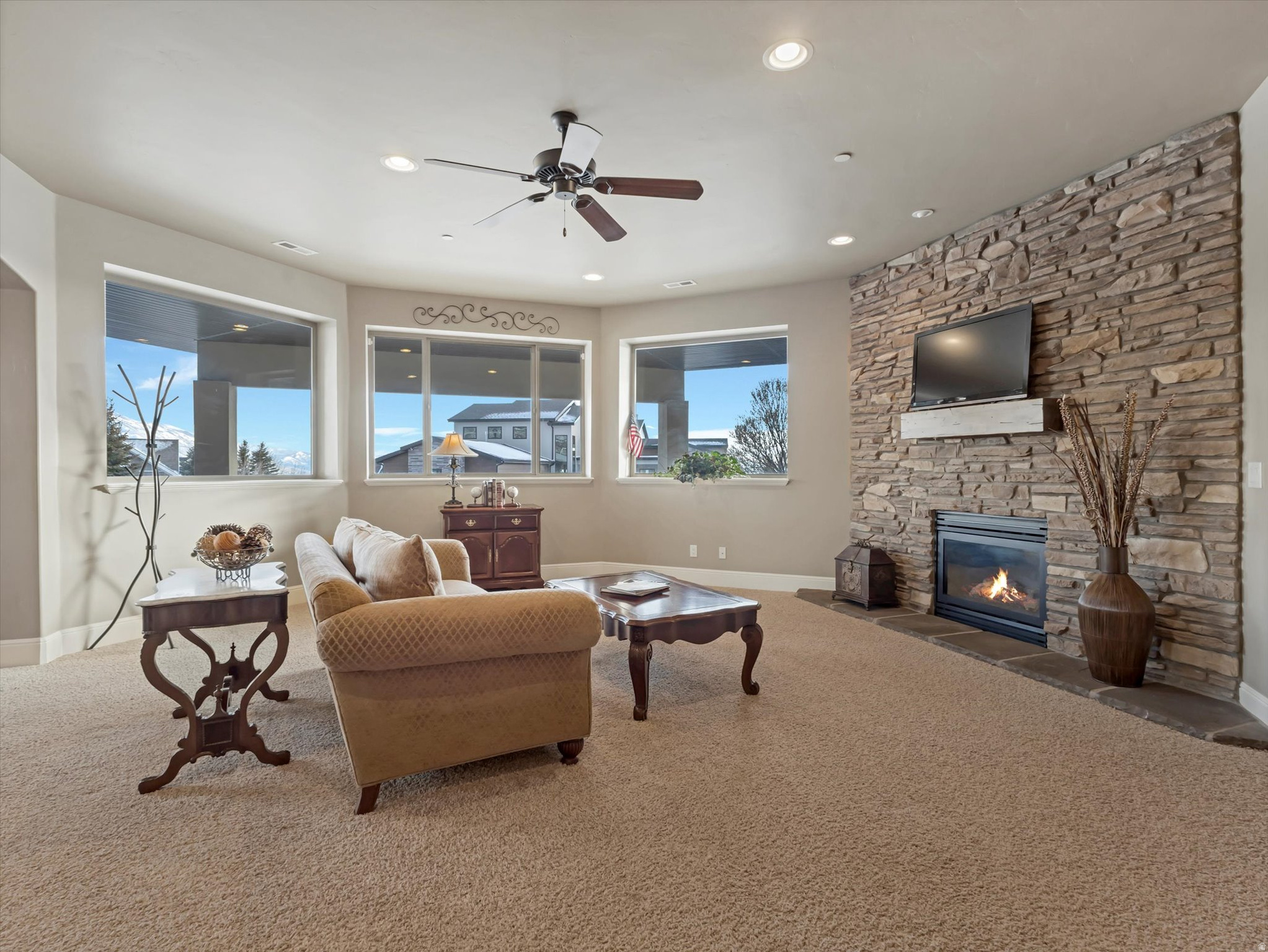 EAGLE CREST NO 3 AT SUNCREST - Residential