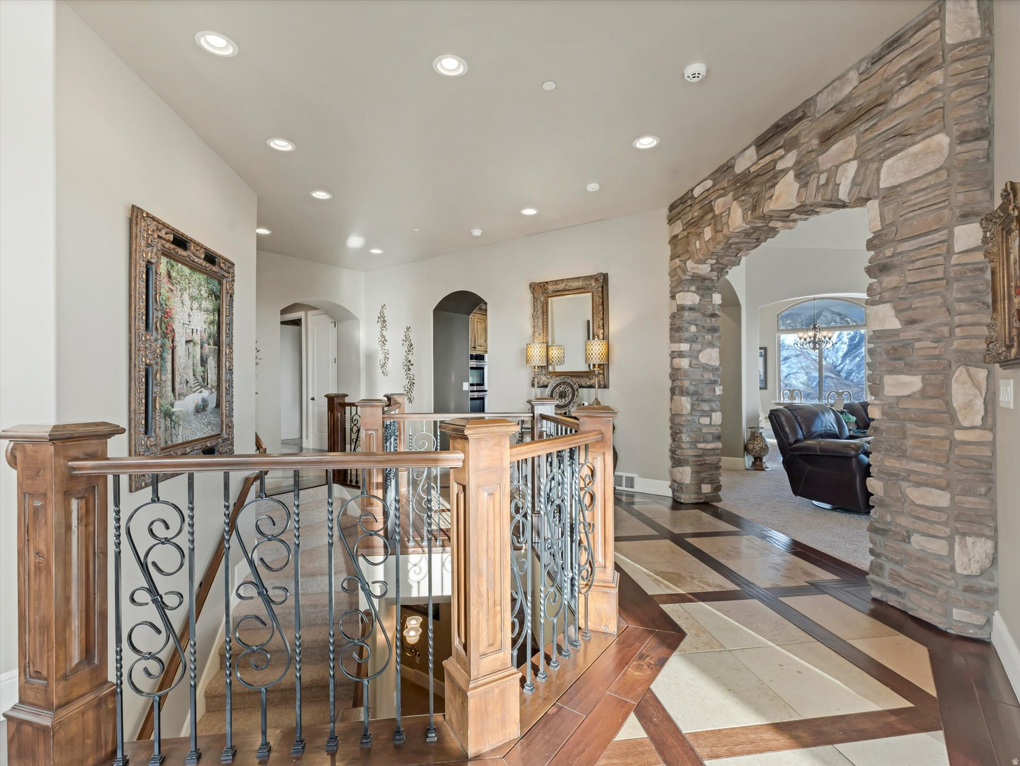 EAGLE CREST NO 3 AT SUNCREST - Residential