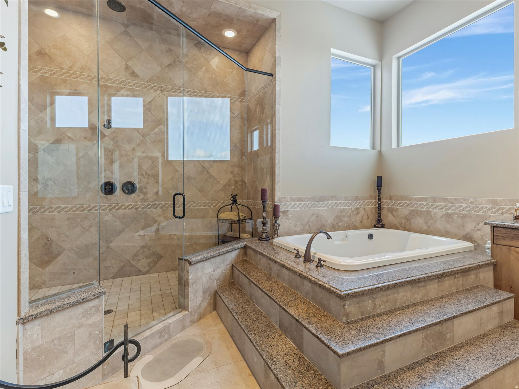 EAGLE CREST NO 3 AT SUNCREST - Residential