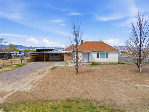 Photo of 10 S 100 W, Centerfield, UT 84622 (MLS # 2152319)
