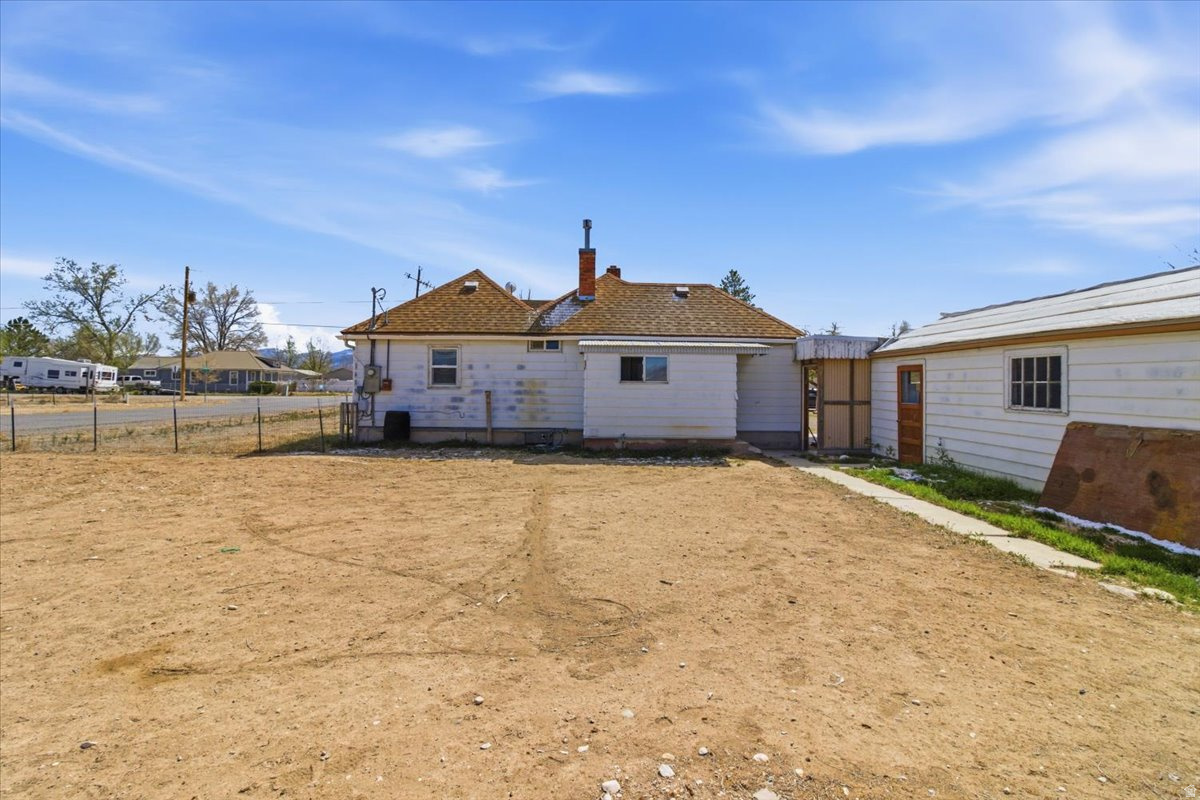 YOUNG PROPERTY - Residential