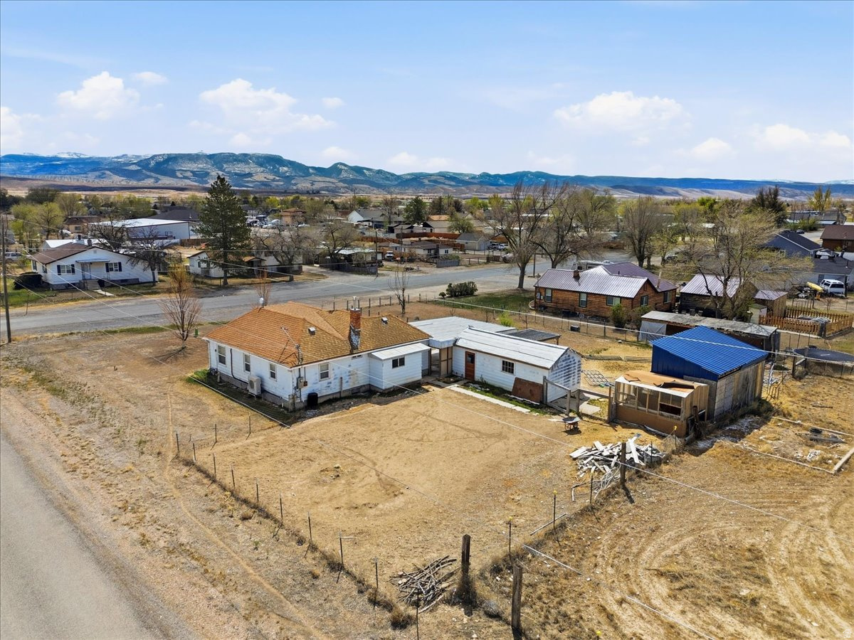 YOUNG PROPERTY - Residential