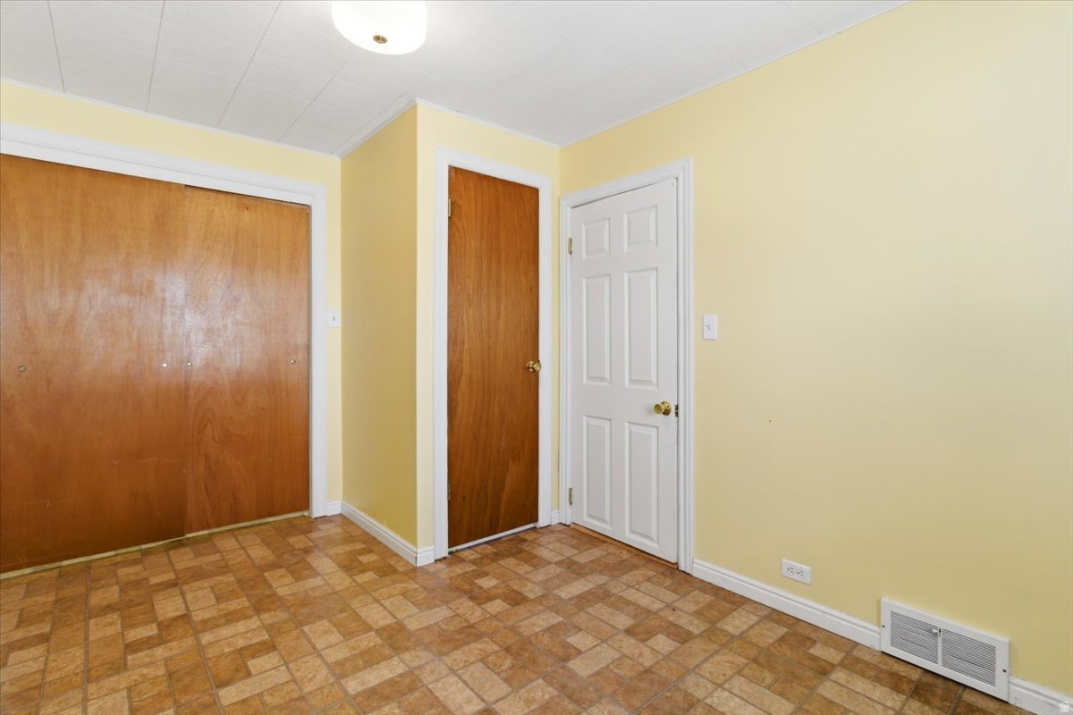 YOUNG PROPERTY - Residential