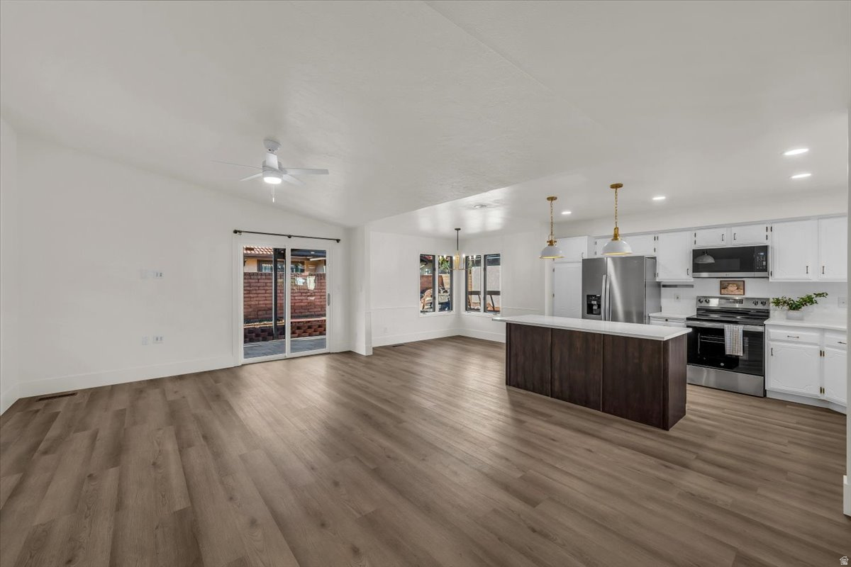 PARK AT GREEN VALLEY AMD - Residential