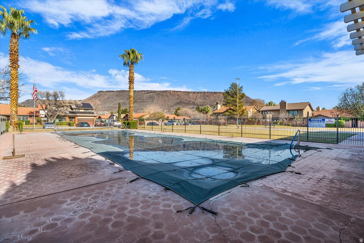 PARK AT GREEN VALLEY AMD - Residential