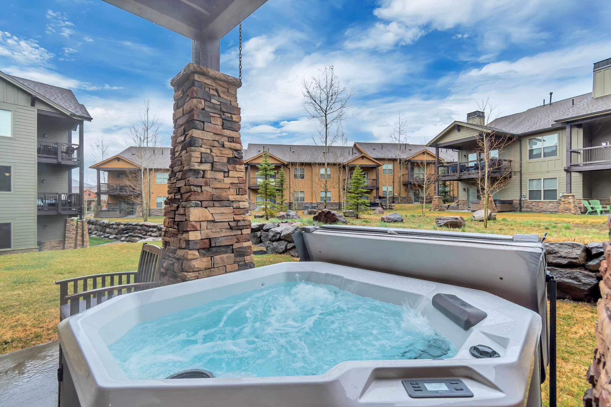 BLACK ROCK RIDGE - Residential