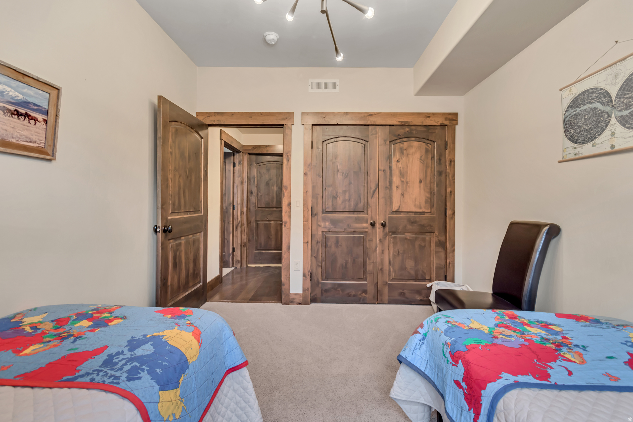 BLACK ROCK RIDGE - Residential