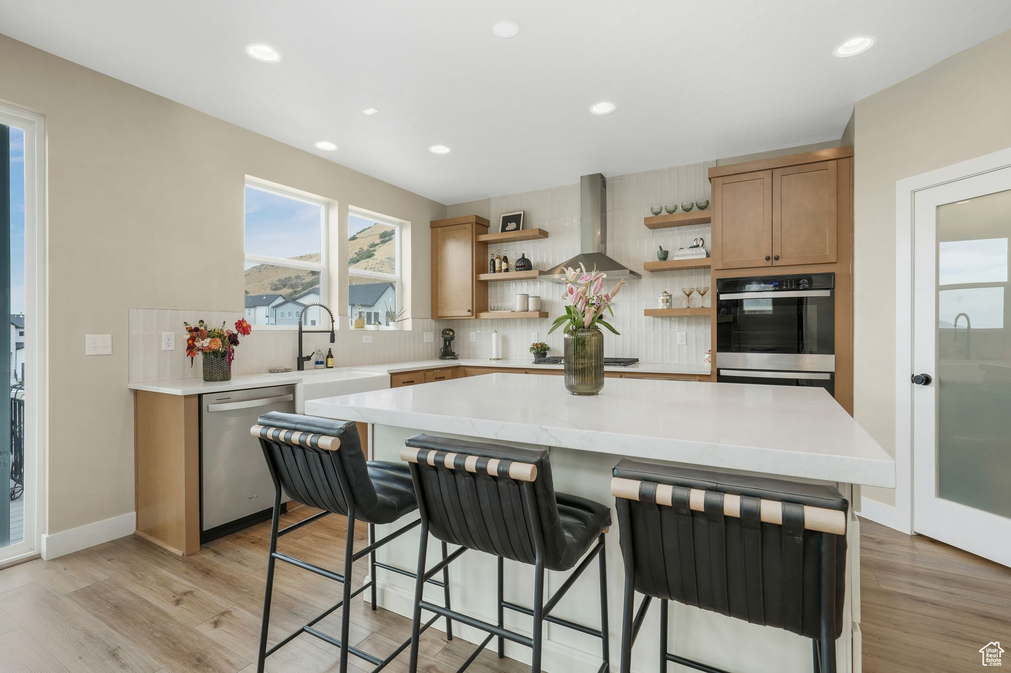 CANYON POINT - Residential